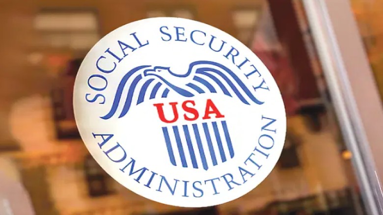 ড্রাইভিং লাইসেন্স নবায়ন করতে গিয়ে জানলেন তিনি ‘মৃত’ 